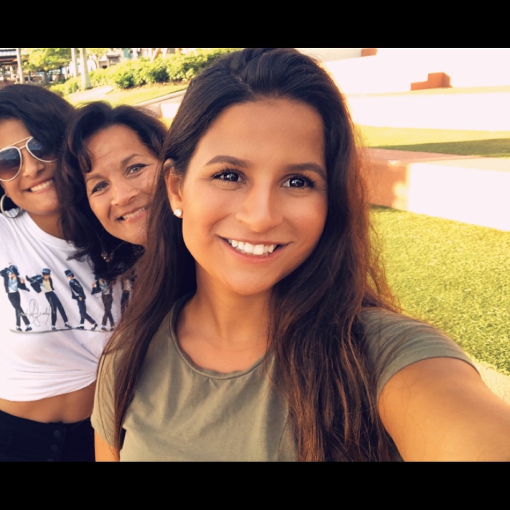 Meet your Posher, Emily